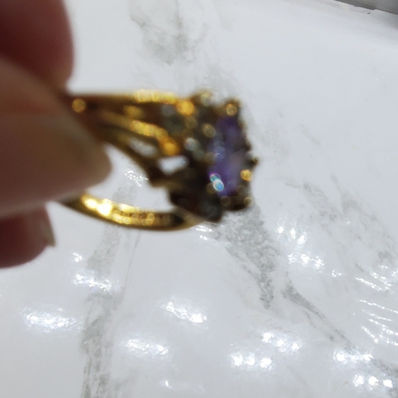 Lovely Amethyst With Side Stones Ring S 4 - Picture 8 of 8